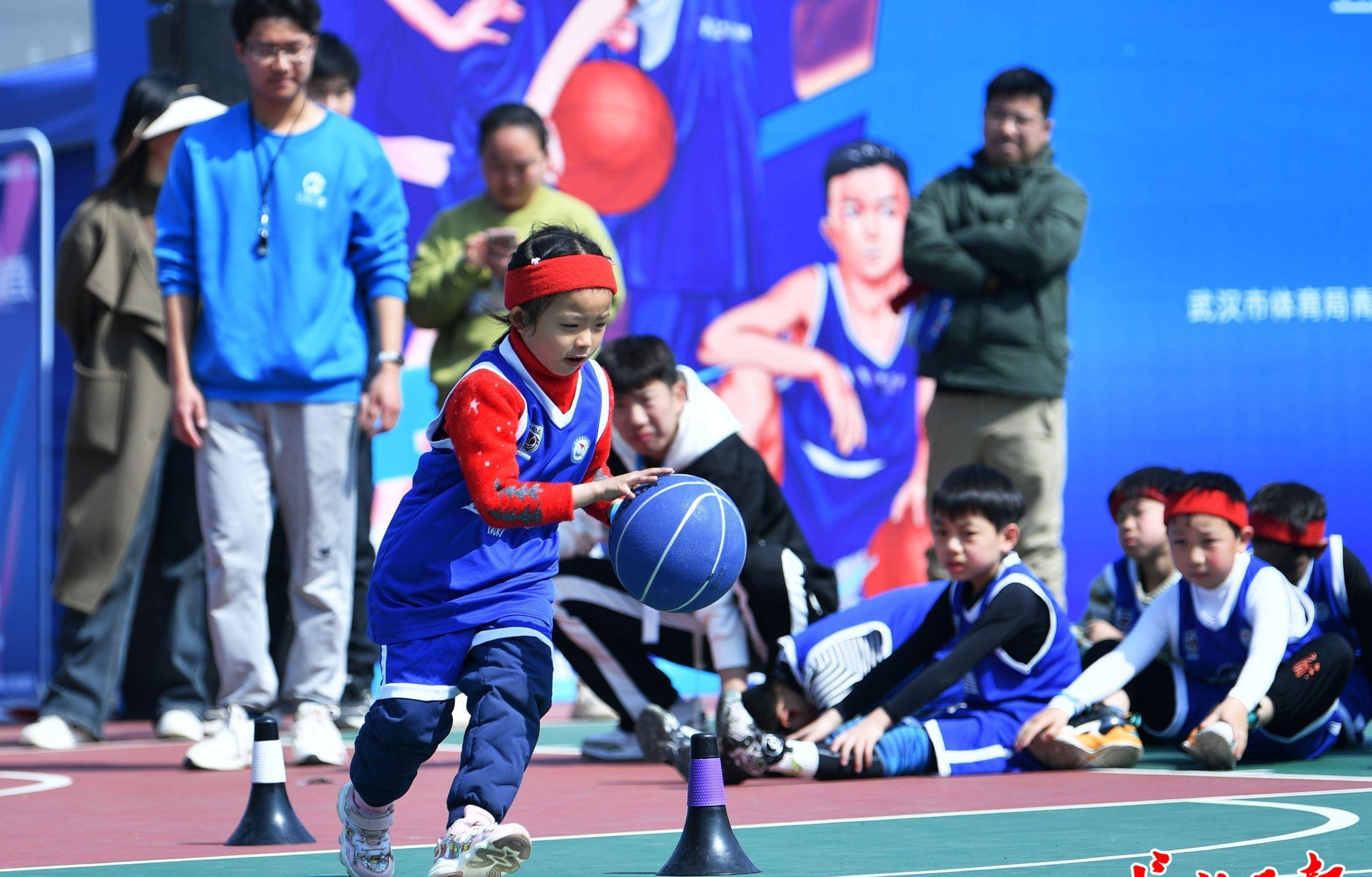 全国青少年篮球快攻赛，青春激情碰撞篮球场