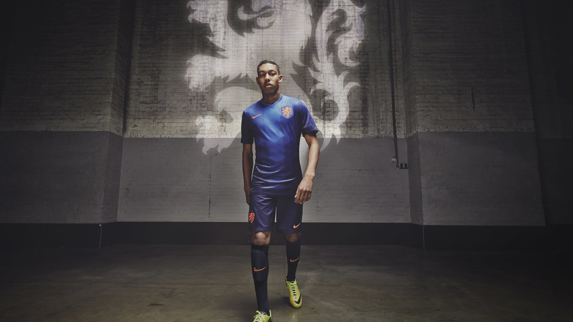 星空下的极限徒步，挑战黑暗中的自然奇观，星空下的露营绘本