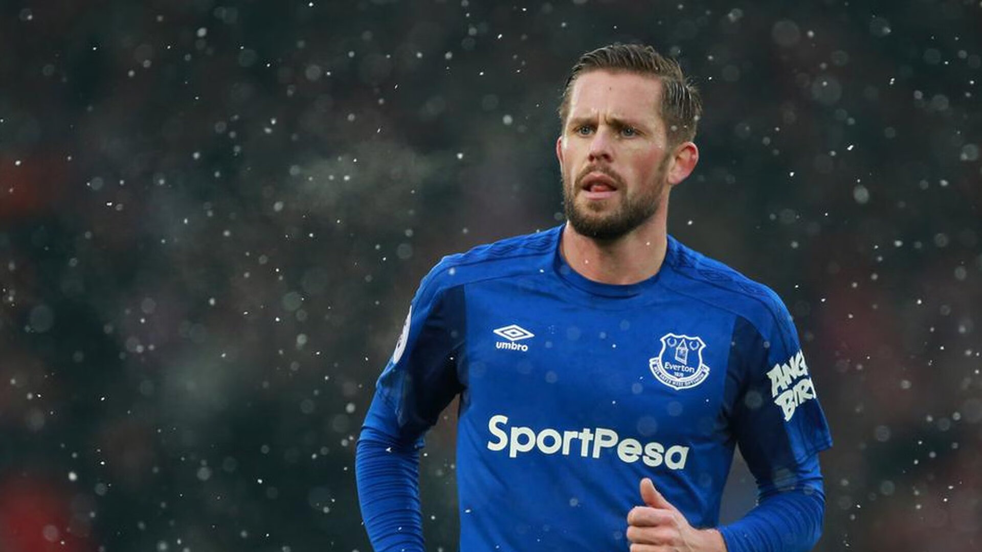 远射“炫技”：史上最精彩的长距离破门，超远距离射门叫什么